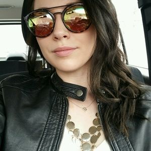 Meet your Posher, Meg